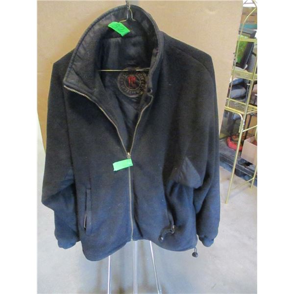 SWEATER (SIZE MEDIUM)