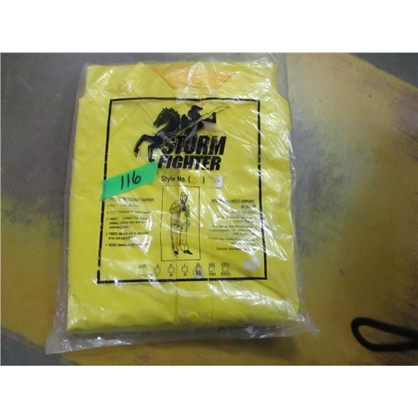 ESTATE:  NEW 3 PIECE STORM FIGHTER RAIN SUIT (SIZE XL)
