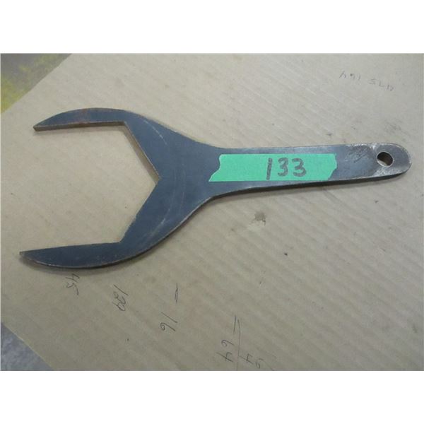 ESTATE:  WAGON WHEEL WRENCH