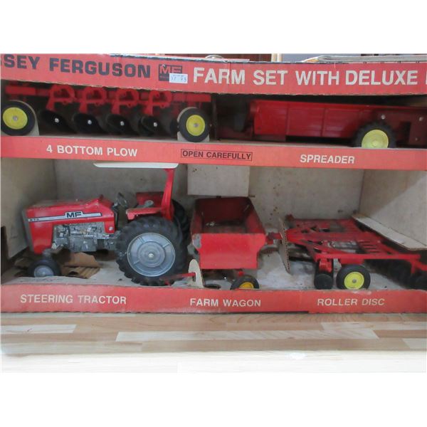 ESTATE/COLLECTIBLE:  MASSEY FERGUSON DIE METAL FARM TOY SET IN ORIGINAL BOX