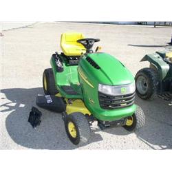JOHN DEERE RIDING LAWN MOWER