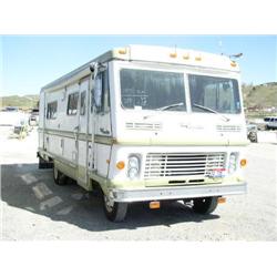 1975 EXECUTIVE 25' MOTORHOME WHITE A/C CRUISE