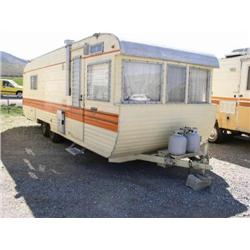 1962 TRAVEL EZE CAMP TRAILER 27' YELLOW/ORANGE