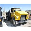 Image 1 : 1979 INTERNATIONAL DUMP TRUCK YELLOW VIN#