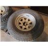 Image 2 : (4) Dunlop Grantrec Tires 31 X 10.50 R15 LT with 