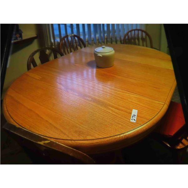 Table 59'' x 41 1/2'' x 30'' with 5 Chairs (3 Same Style , 2 