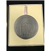 Image 2 : 1979 ISRAEL Peace Treaty Big Vintage Silver Medal 58mm (116.80 grams) .935 Silver 3.502 oz. WITH BOX