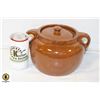 Image 1 : VINTAGE POTTERY BEAN POT W/ LID