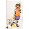 Image 1 : MRS. PUMPKIN RESIN HALLOWEEN FIGURE -16 INCHES