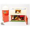 Image 2 : FISHER PRICE PLAY FAMILY FARM 915