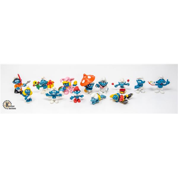 LOT OF 15 SMURF FIGURES MIXED