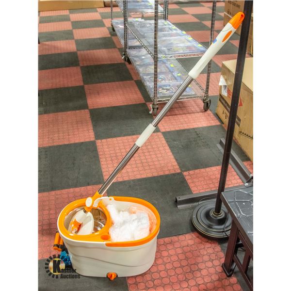 NEW UNPACKED MASTHOME BETTER CLEANING SPIN MOP