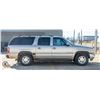 Image 2 : UNRESERVED! 2001 GMC YUKON XL 7 PASSENGER