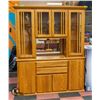 Image 1 : WOOD BUFFET AND HUTCH 62" X 17" X 77"