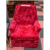 Image 1 : RED CRUSHED VELVET RETRO CHAIR