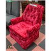 Image 2 : RED CRUSHED VELVET RETRO CHAIR