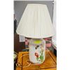 Image 1 : WHITE LARGE LAMP H-27"
