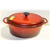 OVAL 7 QUART DUTCH OVEN