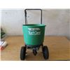 Image 1 : Turf care seeder
