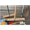 Image 3 : Snow brushes, brooms, shovel an hose sprayer