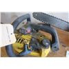 Image 2 : 2 chainsaws for parts parts