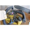 Image 2 : 2 chainsaws for parts parts