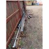 Image 2 : Metal gate, bed frames, steel tubing, misc metal scrap