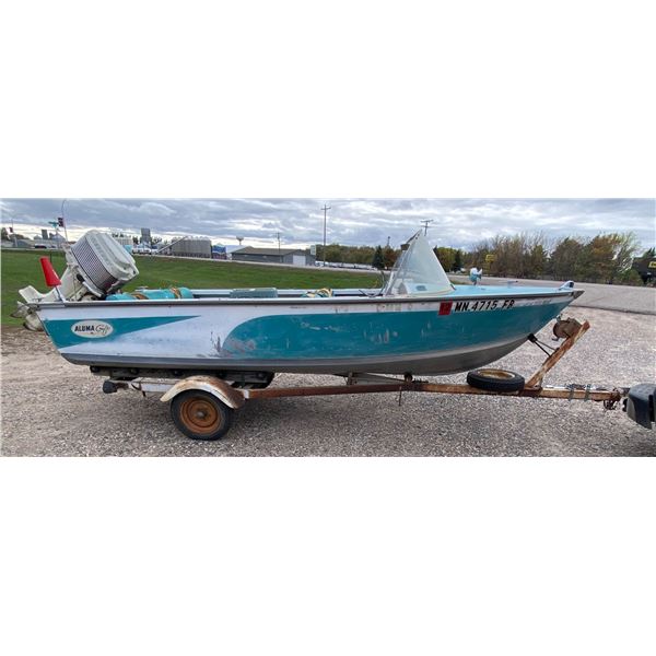 ALUMACRAFT BOAT WITH TRAILER