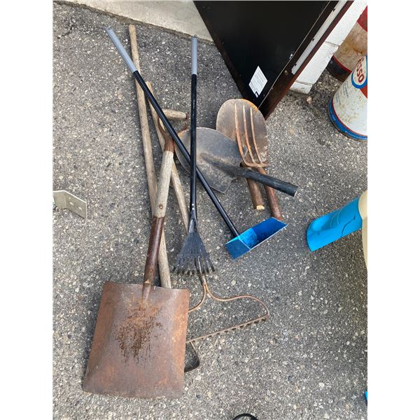 Yard tools