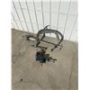 Image 1 : Vice, clamp and other item