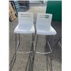 Image 1 : Pair stools 27.5 to seat