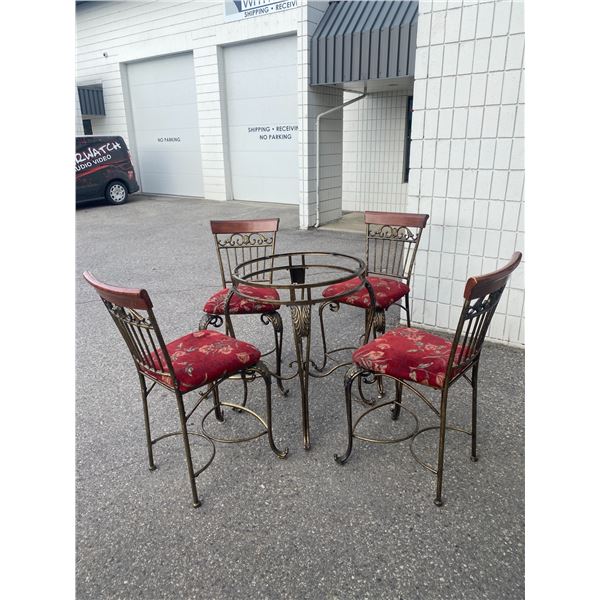 Table and 4 stools has glass top