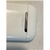 Image 2 : Apple ear buds charging case