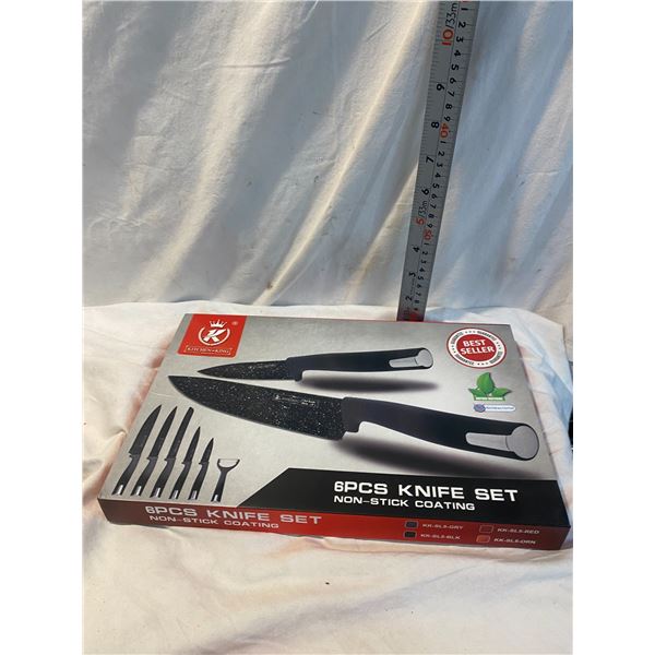 Kitchen King red knife set