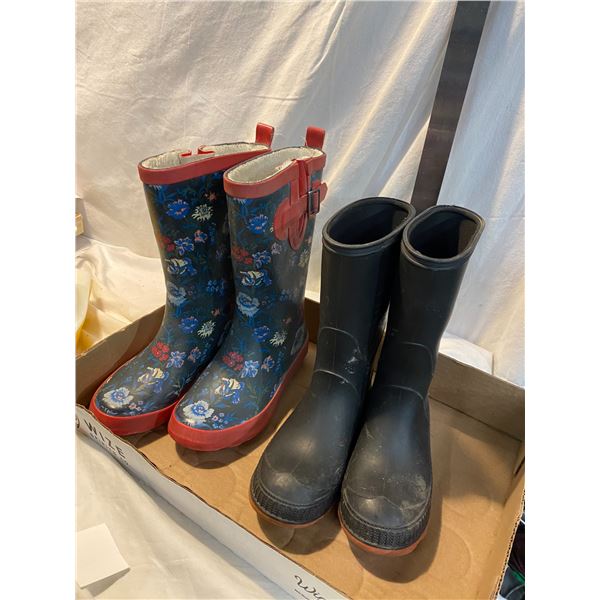 Kids rubber boots size 12,13