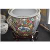 Image 5 : 12" CHINESE FAMILLE ROSE FISH BOWL W/STAND