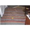 Image 1 : WOVEN SERAPE (59" X 86")