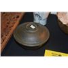 Image 5 : MIXED LOT: BRONZE COVERED BOWL & BELL, COPPER BOWL &  PORCELAIN VASE (4 PCS)