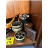 Image 2 : MIXED LOT: STATUARY, KNIFE, BOWLS, PLANTER, SKEWERS, ETC. (24 PCS)