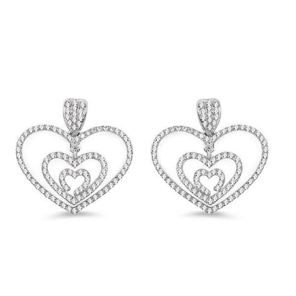 Nesting Heart-Shaped En Tremblant Diamond Earrings