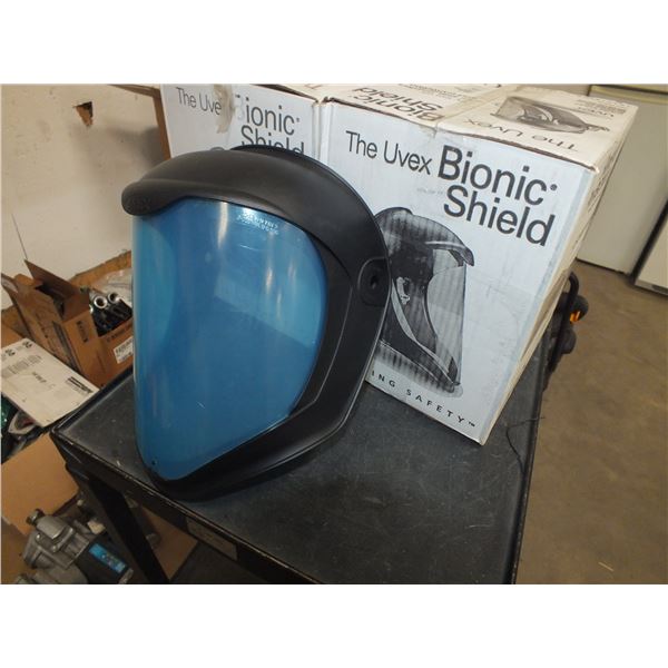 2 Face Shield's