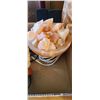 Image 4 : 2 HIMALAYAN SALT LAMPS