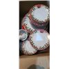 Image 1 : COMPLETE LARGE X-MAS DISH SET APPROX 18 PC SETTING