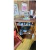 Image 3 : TV CABINET