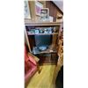 Image 6 : TV CABINET