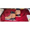 Image 1 : LADIES SUEDE SZ 10 FIGURE SKATES