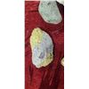 Image 2 : ASSORTMENT OF CRYSTALS AND MINERAL STONES.