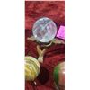 Image 2 : ASSORTMENT OF CRYSTAL BALLS WITH HOLDERS
