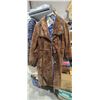 Image 2 : LADIES BROWN SUEDE MEDIUM JACKET PLUS WOMENS SHIRT