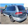 Image 3 : 2001 Toyota Sienna LE